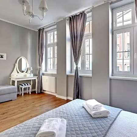 아파트 Platinium Ogarna Old Town 그단스크