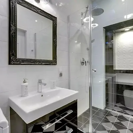 Platinium Ogarna Old Town Apartment